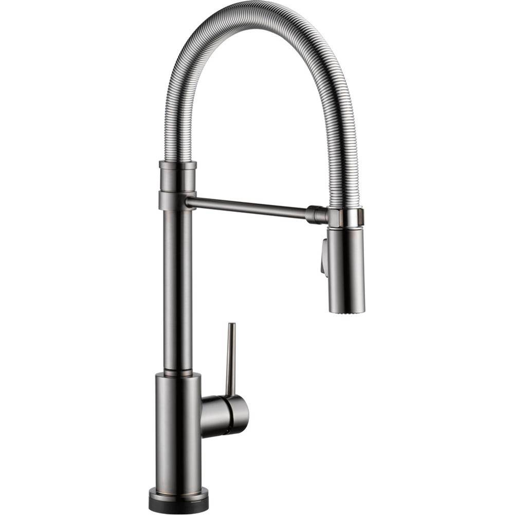 Bathworks ShowroomsDelta CanadaTrinsic® Single-Handle Pull-Down Spring Kitchen Faucet with Touch<sub>2</sub>O® Technology